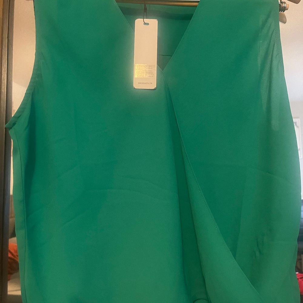 BB Dakota Teal Sleeveless Blouse